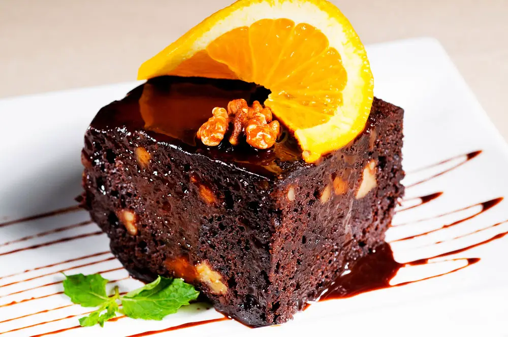 Bizcocho de Naranja y Chocolate: Un Delicioso Postre Cítrico