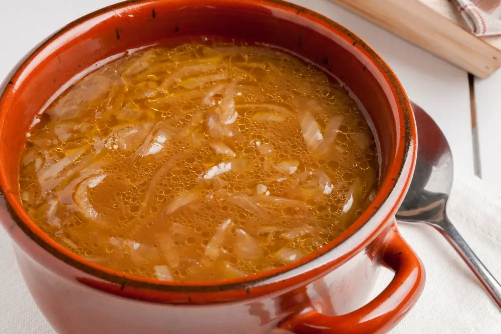Receta de Sopa de Cebolla sin Pan